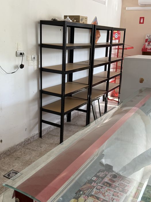 Стелажи от магазин