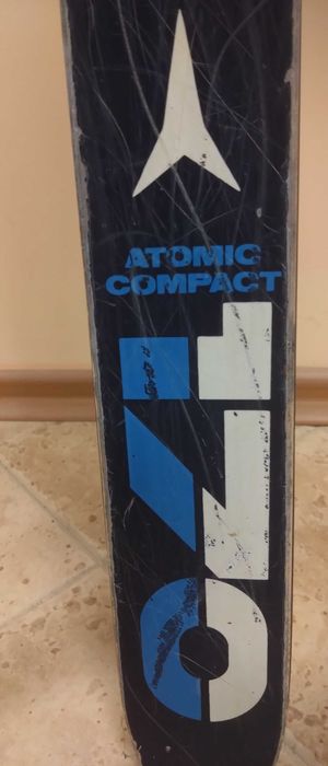 Ски Atomic със щеки