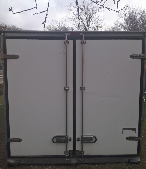 Cub  izolat sprinter, container, cason