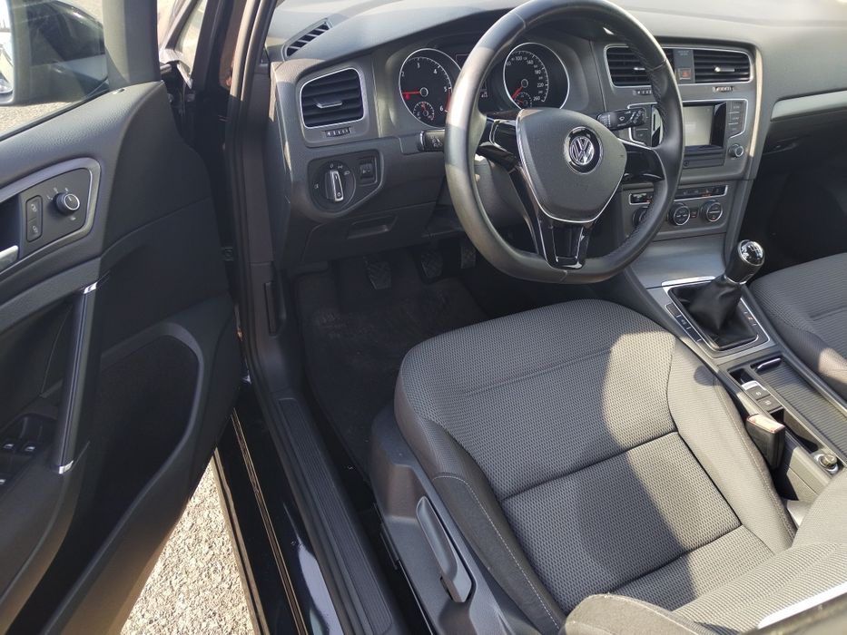 Vw GOLF 7 /AN 2013/1.6 DIESEL 105 CP