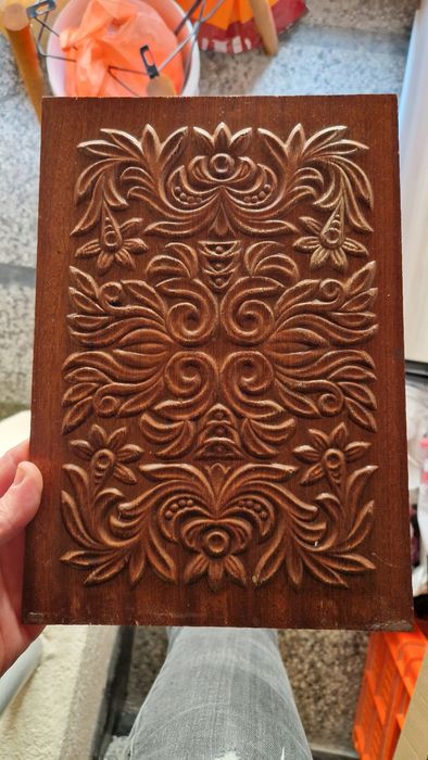 Ръчна дърворезба пано декорация