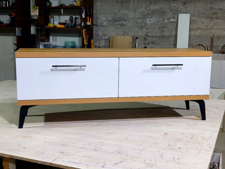 Тумба под телевизор