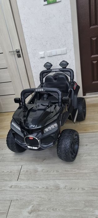 Детская машина с пультом