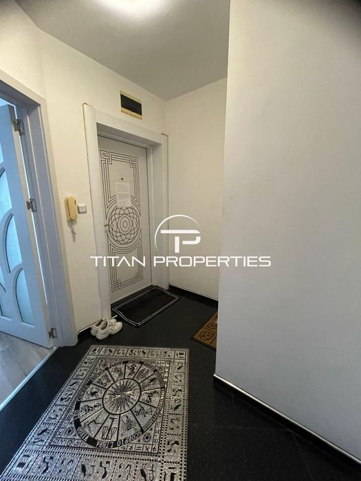 Дава се под наем Двустаен апартамент в Бургас, Център - 60 кв.м за 510 € - Снимка #3