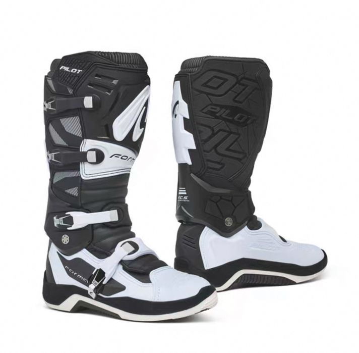 Мотоботы Forma Pilot для кросса эндуро
