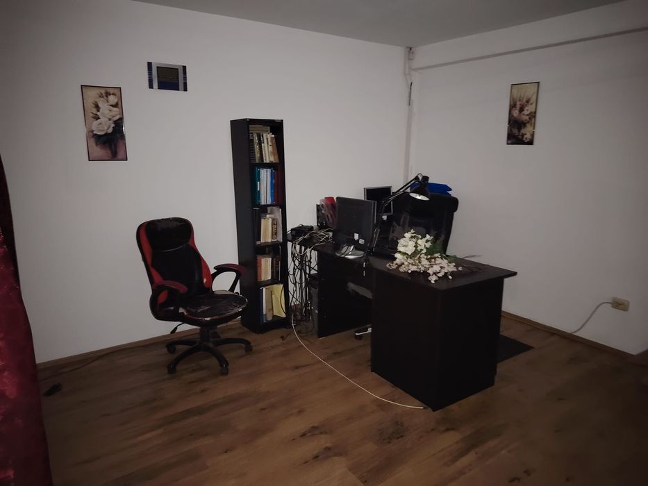 Imchiriez vila 5 camere,2 bai, bucatarie