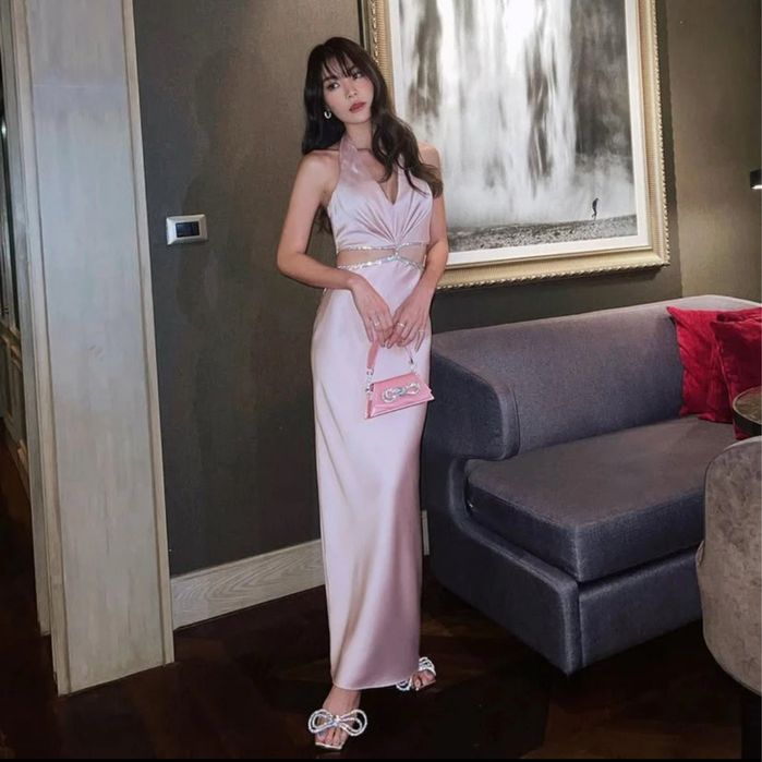 Шикарное вечернее платье