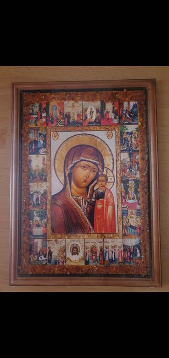 Картини с кехлибар от 2лв. до 20лв. Гердани и гривни от кехлибар