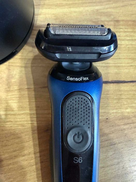 Braun  S6 -60-B7500CC-Електрическа самобръсначка