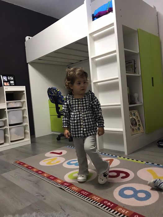 Pat ikea supraetajat