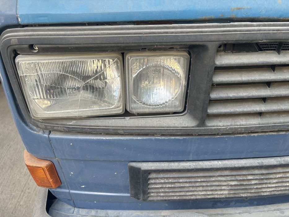 Фары квадратные на Фольксваген Т3