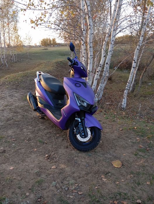 Продам скутер м8 про