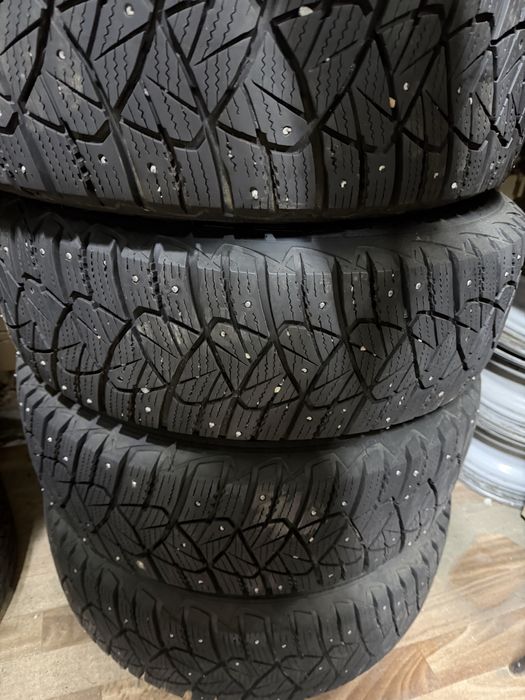 Продам резину с дисками на коболд размер 15