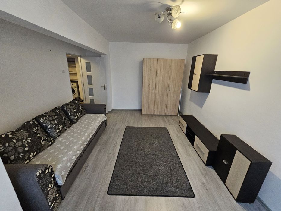 De inchiriat zona Vitrometan