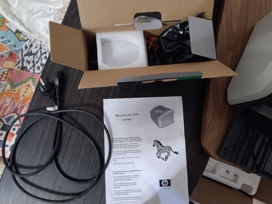 Продам принтер лазерный  hp1010