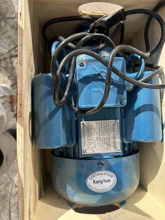 Продавам чисто нов електро мотор Kanghua