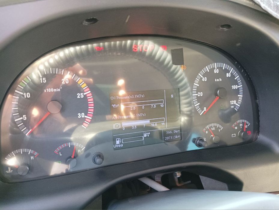 Howo benzovoz sotiladi