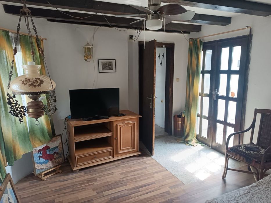 Дава се под наем Къща в Черноморец - 350 кв.м за 104.55 € - Снимка #7