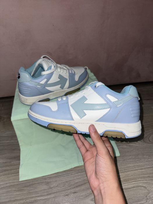 Adidasi off white marimea 42
