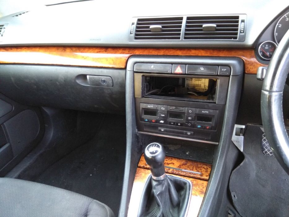 Ауди а4 б6 2.0 само на части