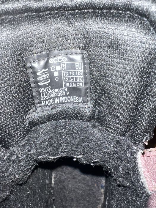 Продаётся детмкая обувь бу ECCO