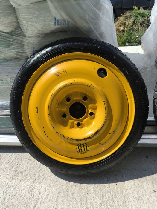 Гуми  205/50/17 и патерица 5х114,3 за Mazda, Subaru, Toyota