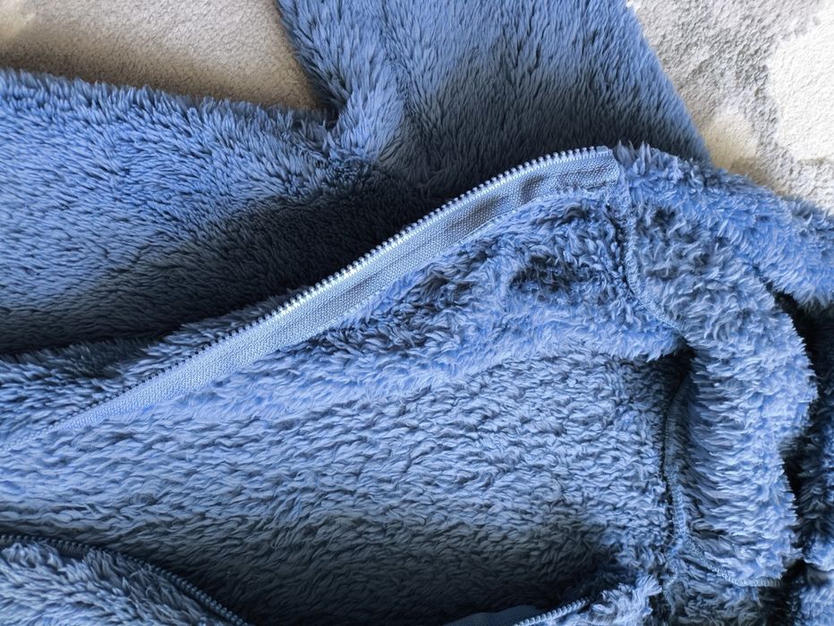 Тонкий плюшевый комбинезон