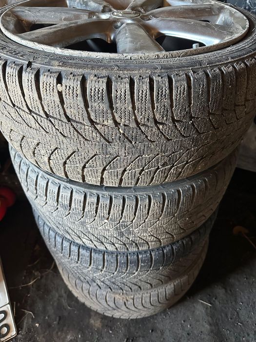 Резина с дисками 225/40 R18