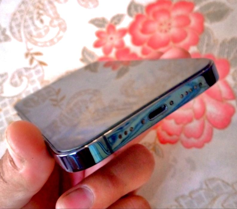 Iphone 12 pro 128gb 250$