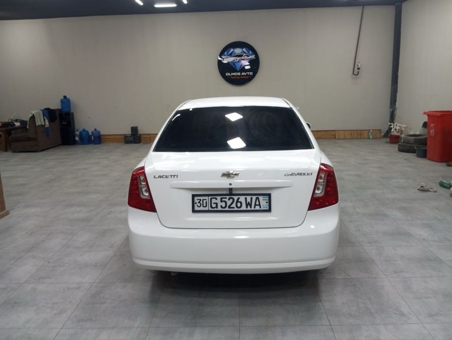 Lacetti Avtomobili sotiladi