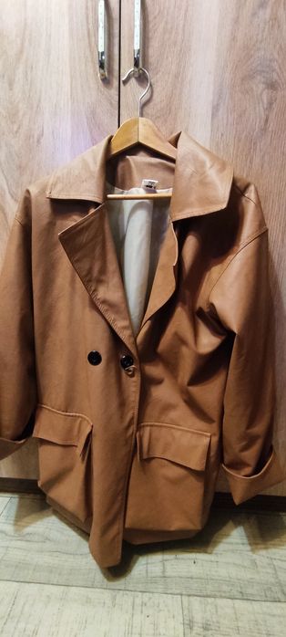Продам пиджак кожзам