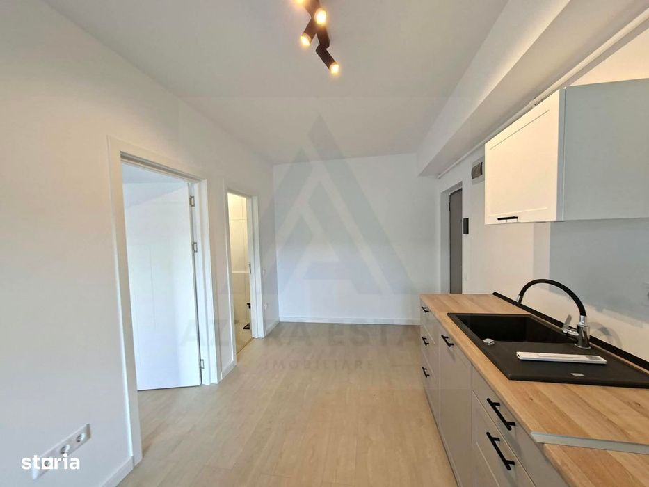 Apartament premium 2 camere etaj 1 balcon 8 mp 2 parcari lift Selimbar