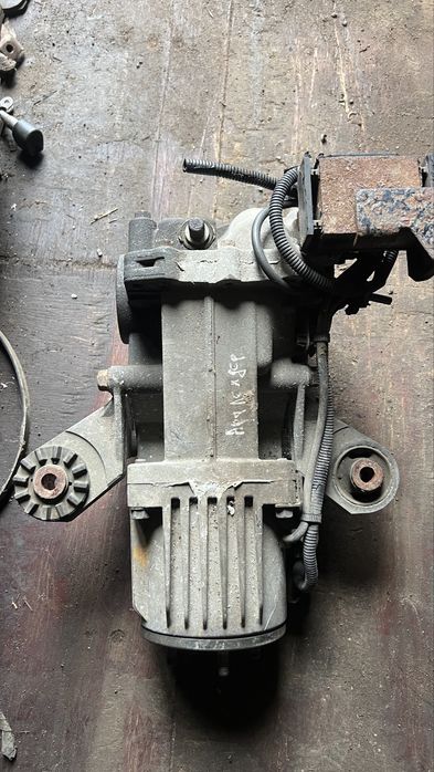 Задний редуктор Митсубиси Аутлендер 2008