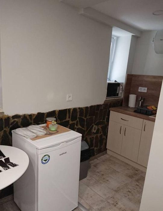 Дава се под наем Едностаен апартамент в Пловдив, Център - 25 кв.м за 178.5 € - Снимка #4