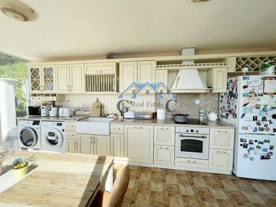 Продава се Къща в Варна, м-т Акчелар - 150 кв.м за 3000 €/кв.м - Снимка #4