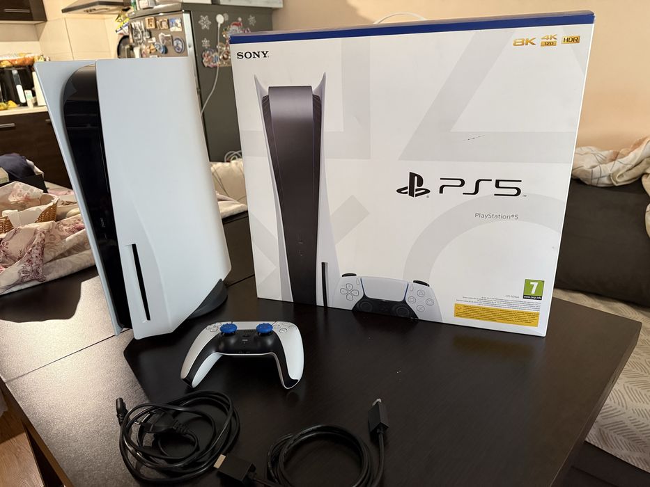 PS5 Disc Edition - като нов