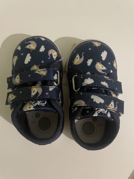 Обувки Chicco номер 18