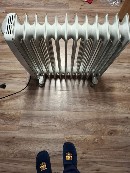 Vind radiator electric putin folosit
