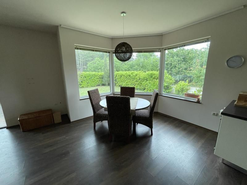 Къща, под наем, кв. Виница