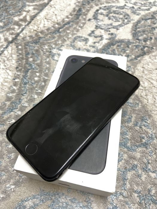 Iphone 7 хорошом сост