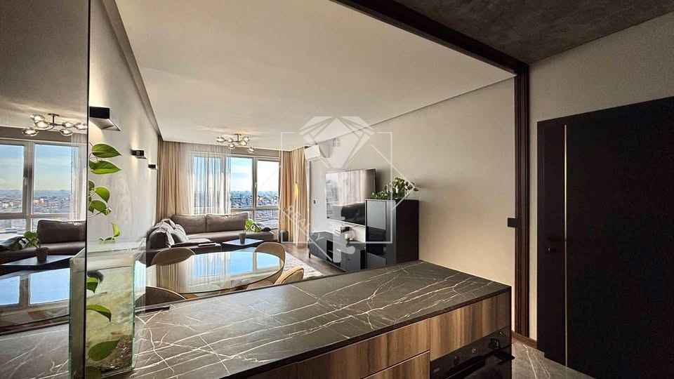 Луксозно обзаведен 2-стаен апартамент в кв. Тракия, Пловдив – ново ст