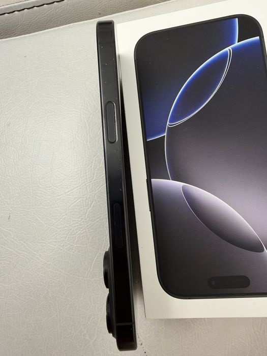 iPhone 16 pro Black Titanium 128GB