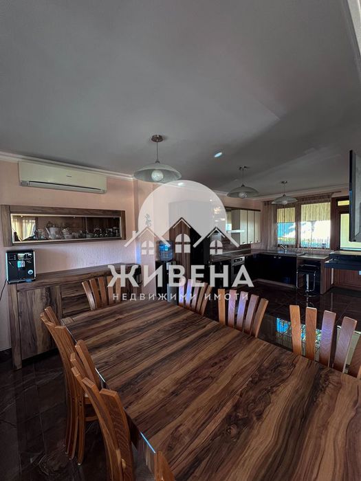 Продава се Къща в с. Оброчище, Област Добрич - 250 кв.м за 1400 €/кв.м - Снимка #4