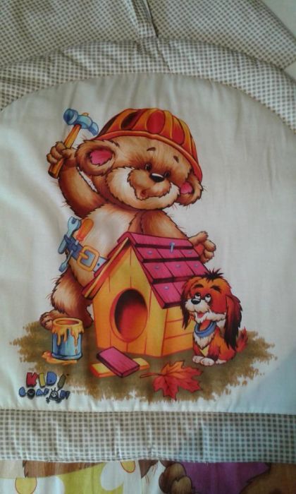 Комплект белья для детской кроватки.