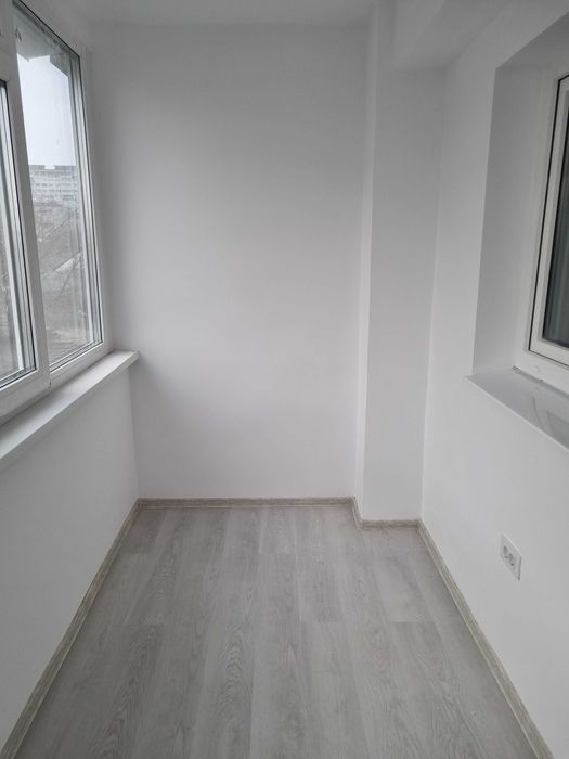 Apartament vanzare Mazepa, Decomandat, 3 camere, 2 bai, 2 balcoane, zona linistita