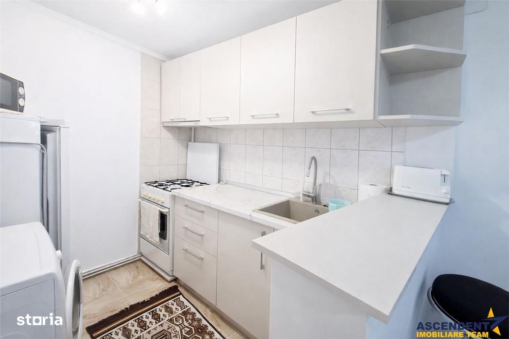 Corp de casa, proprietate tip studio, gata de mutat, Central, Brasov — fotografia 3