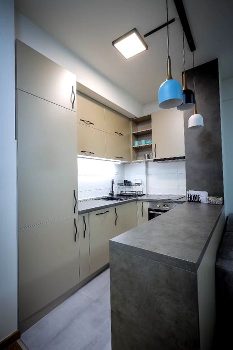 Дава се под наем Тристаен апартамент в София, Света Троица - 99 кв.м за 561 € - Снимка #2