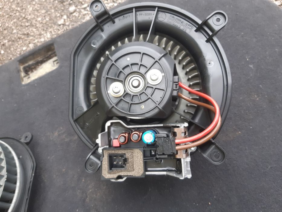 Вентилатор парно Мерцедес w211