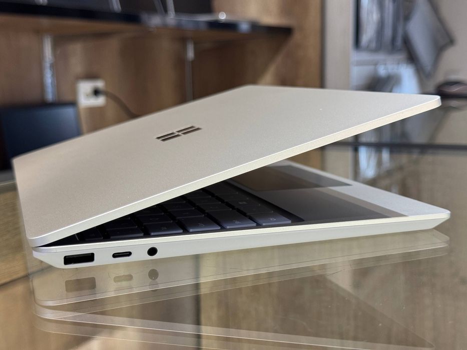 Microsoft Surface Laptop GO 2 | 16Gb/256G