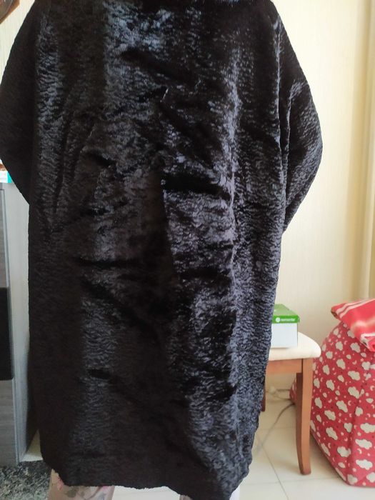 Продавам дамско палто от визон размер XXL